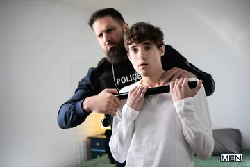 Police man boning the perp