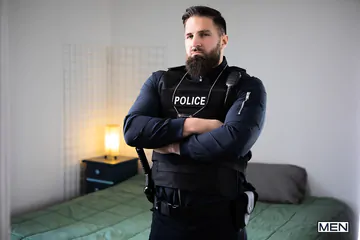 Police man boning the perp
