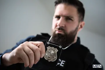 Police man boning the perp