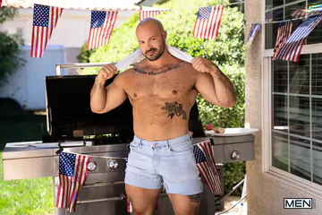 Guys in the backyard fucking