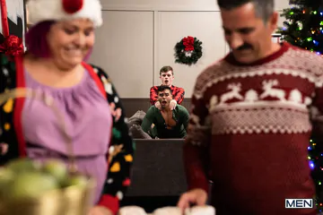 Twink fucking a muscle boy