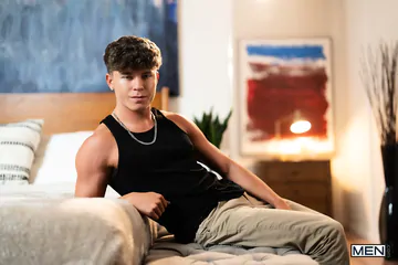 Drake Von fucking a muscular guy