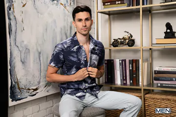 Cute twink in a threesome