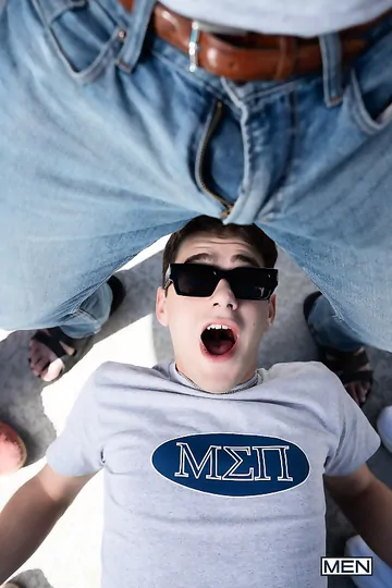 Hot guy fucking Joey Mills