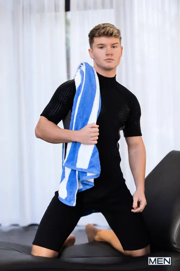 Joey Mills and Dean Young fucking