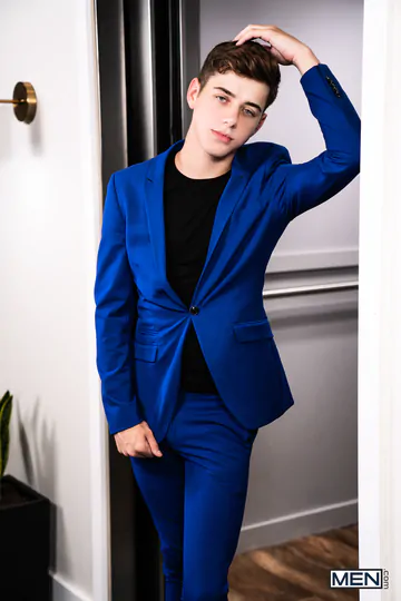 Joey Mills gets his butt boned