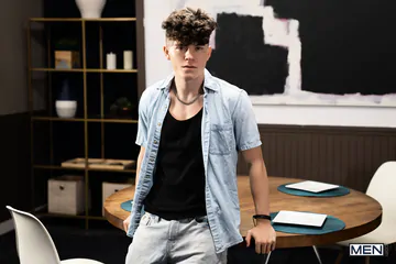 Drake Von boning Joey Mills