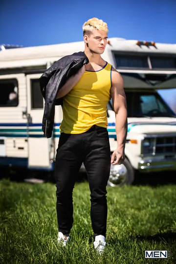 Malik Delgaty fucks Jeremy London