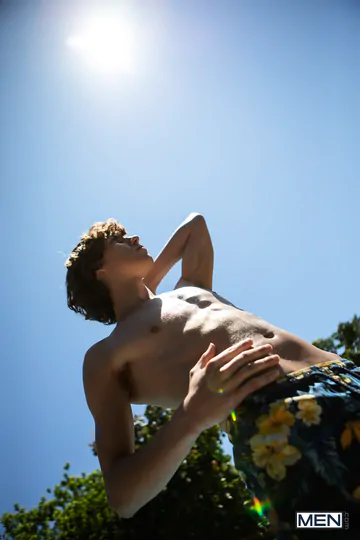 Muscular Latino fucking twink ass