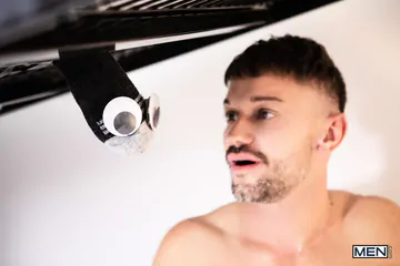 Sexy Malik Delgaty in action