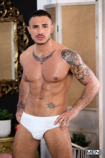 Sexy guy fucking a cutie