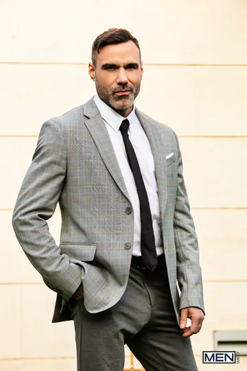 Hairy guy gets his butt banged