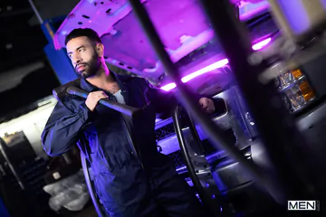 Mechanics fucking in the workshop