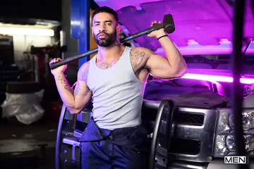 Mechanics fucking in the workshop