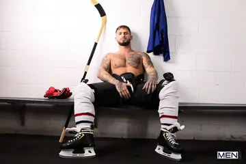 Marcus McNeill, Parker Savage