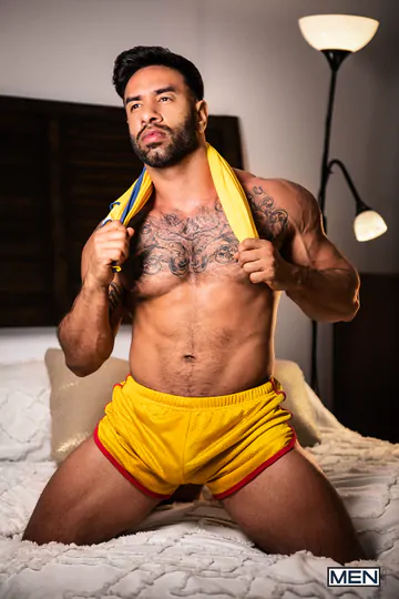 Malik Delgaty boning Mateo Zagal