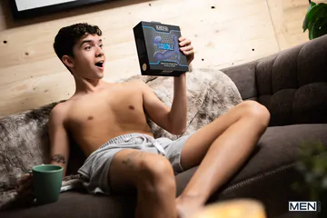 Malik Delgaty fucks a cute boy