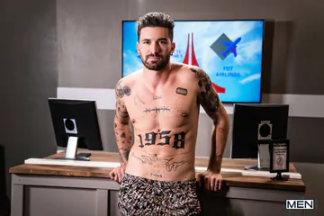 Gays fucking at the airport