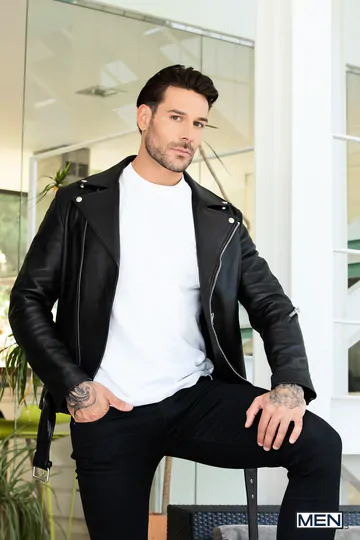 Pale guy getting big cock fucked