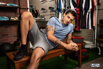 Ashton Summers and Pierce Paris fucking