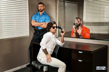 Two guys in a prison boning