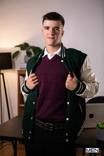 Sexy jock bareback fucking ass