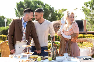 Horny gays fucking in the garden