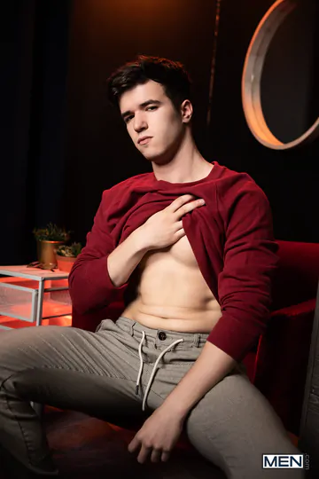 Hot guy gets his butt banged