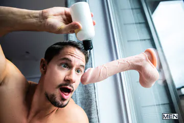 Skyy Knox and Ryan Bones boning