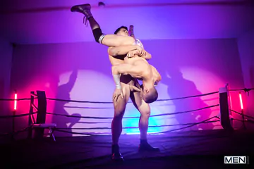 Skyy Knox taking Malik Delgatys cock