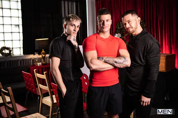 Threesome porn with Clark Delgaty