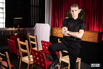 Threesome porn with Clark Delgaty