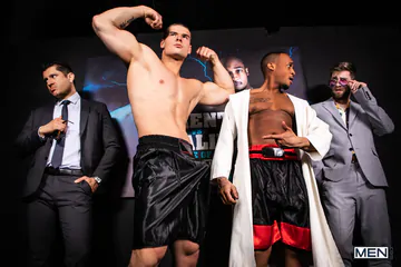Boxing guys bareback fucking