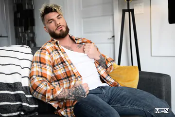 Porn stars having a threesome