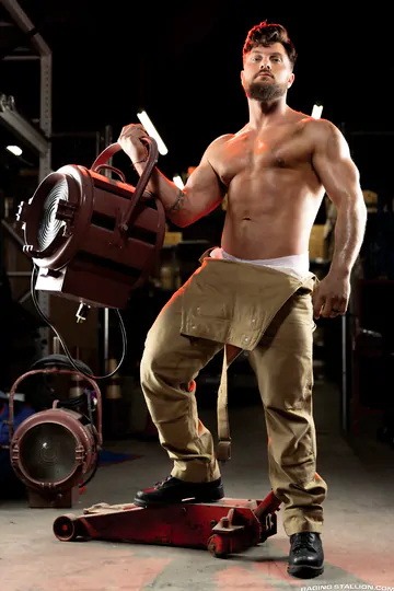 Warehouse workers bareback fucking