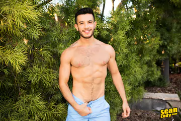 Insanely sexy guy fucking ass