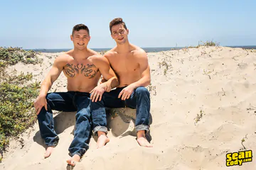 Big cock jock Robbie fucking