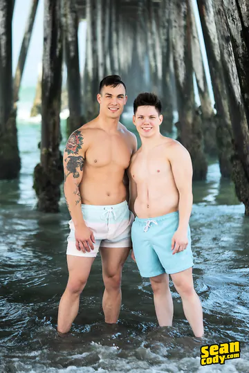 Muscle boy gets bareback fucked