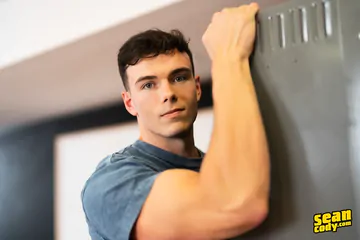 Hot hunk fucking his buddy