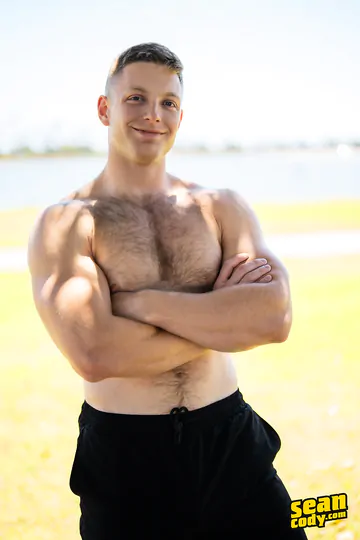 Big hairy hunk gets fucked