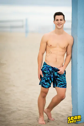 Robbie gets his asshole filled