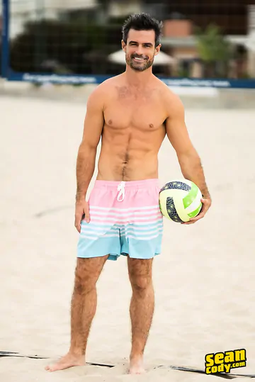 Robbie gets his asshole filled