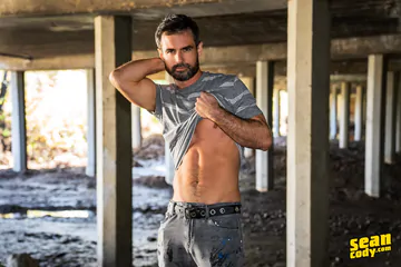 Guys with hairy dicks fucking