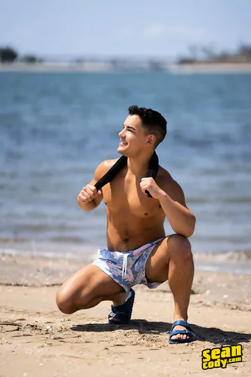 Hot guys with fit bodies fucking