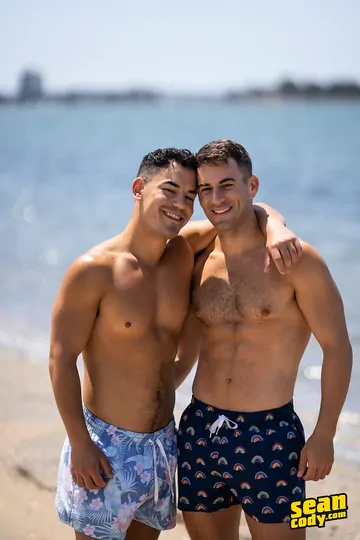 Hot guys with fit bodies fucking