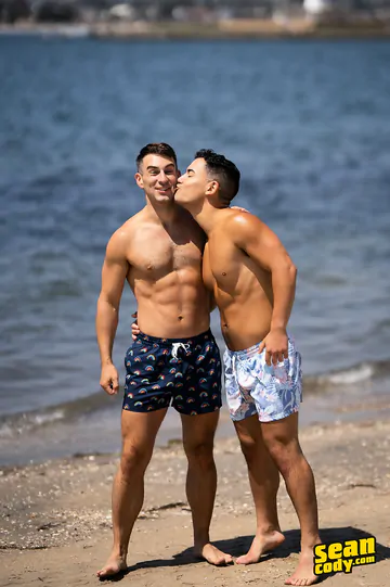 Hot guys with fit bodies fucking