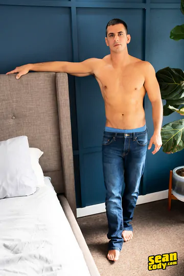 Muscular guys sucking and fucking