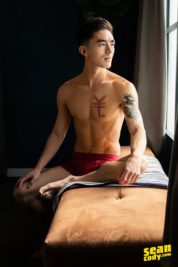 Big hunk fucking tight Asian ass