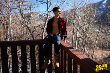 Guys on a cabin trip fucking