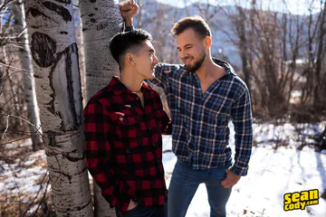 Guys on a cabin trip fucking